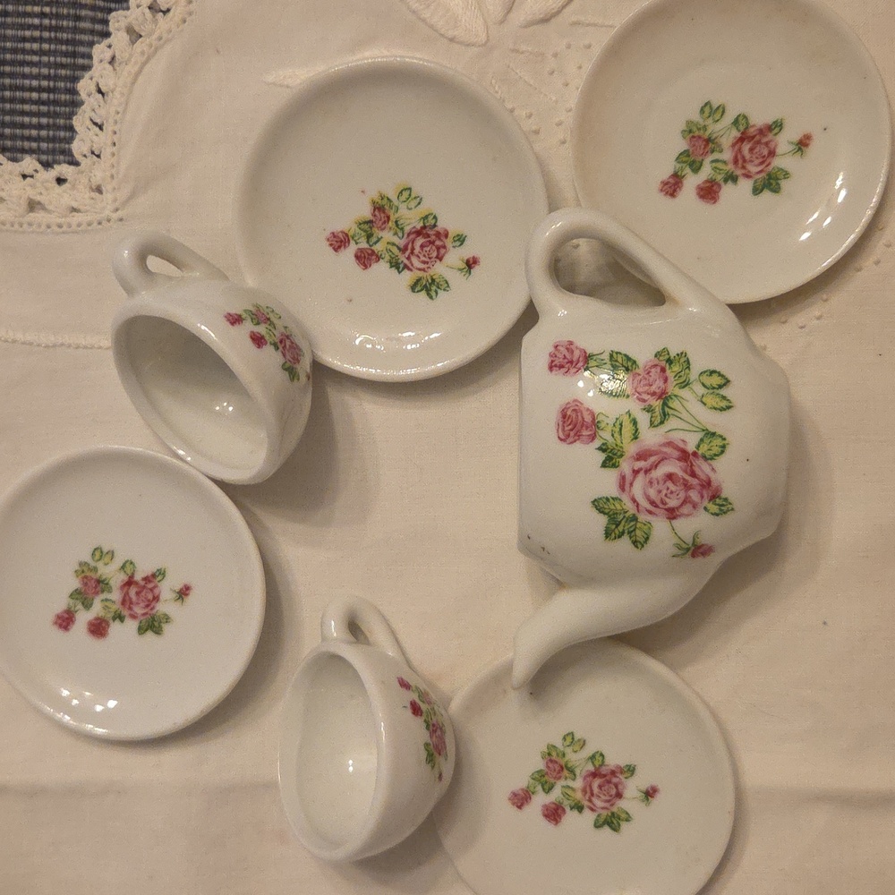 Floral Porcelain Miniature Tea Set - White with Pink Flowers Green Leaves.